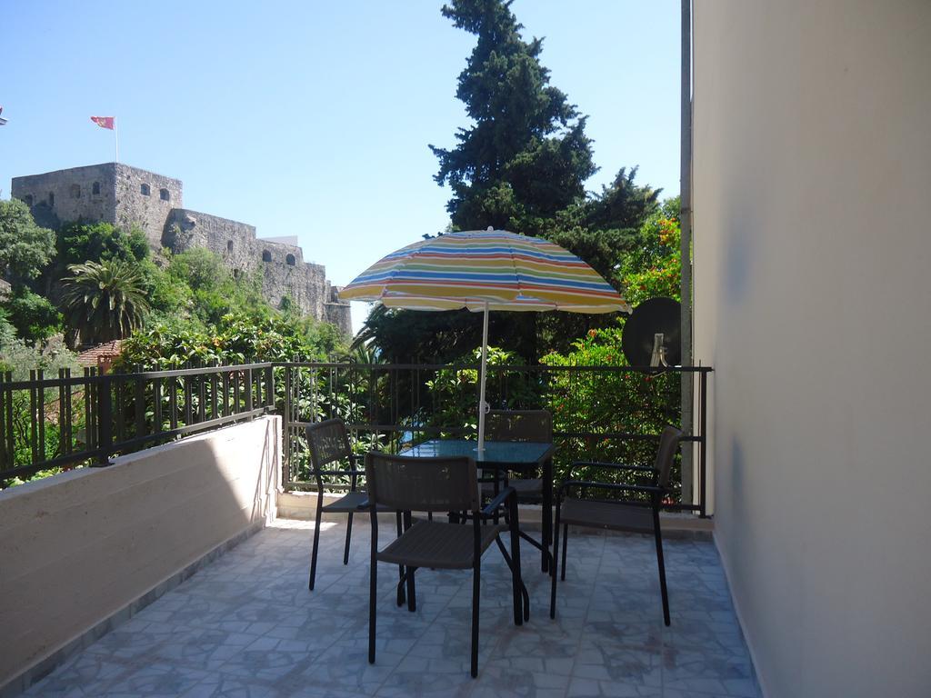 Apartments Forte Mare Herceg Novi Exterior photo