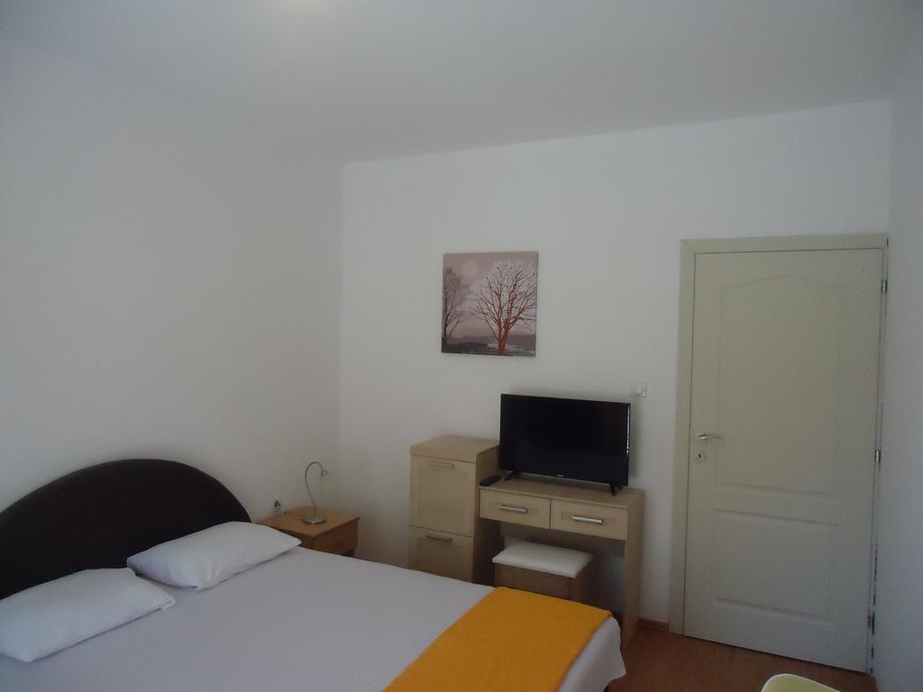 Apartments Forte Mare Herceg Novi Exterior photo